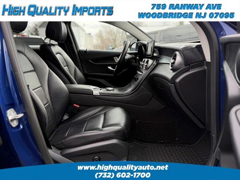 Used 2017 Mercedes-Benz GLC 300 4MATIC Coupe image 26