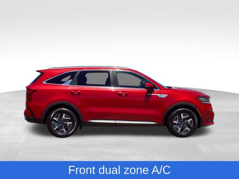 Used 2022 Kia Sorento S FWD image 5