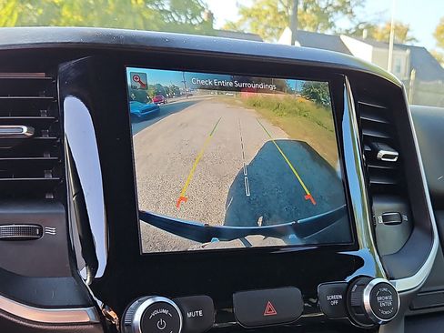 Used 2022 RAM 1500 Big Horn image 26