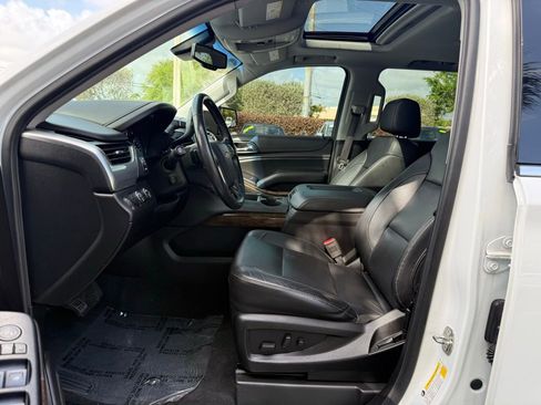 Used 2020 Chevrolet Tahoe LT w/ Luxury Package image 9