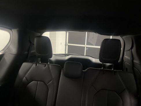 New 2026 Chrysler Pacifica Select image 31