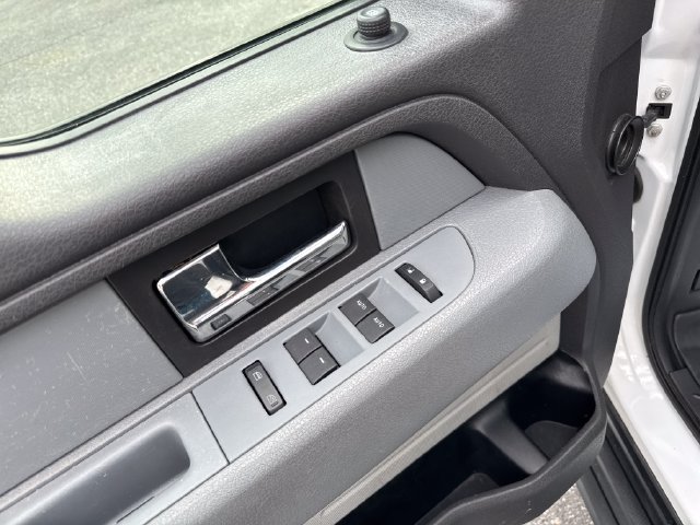 Used 2013 Ford F150 XLT w/ XLT Convenience Pkg AWD/4WD image 13