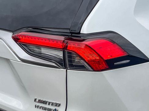 Used 2023 Toyota RAV4 Limited image 8