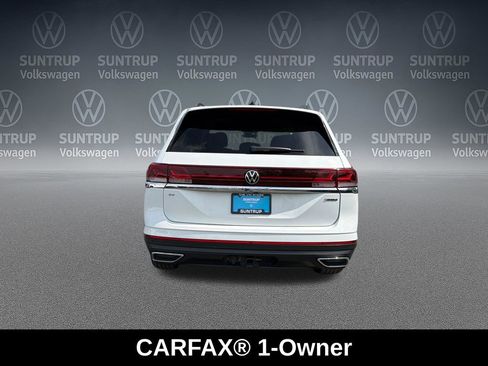 Used 2025 Volkswagen Atlas SE AWD/4WD image 4