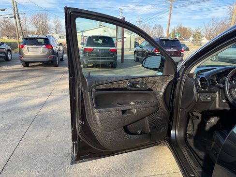 Used 2013 Buick Enclave Leather w/ Trailering Provision Package image 7