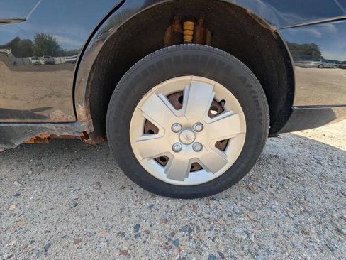 Used 2006 Ford Focus S FWD image 14
