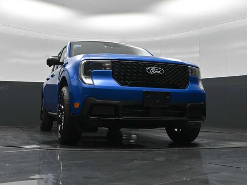 New 2026 Ford Maverick Lariat w/ Black Appearance Package AWD/4WD image 28