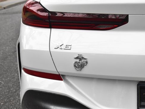 Used 2020 BMW X6 M50i w/ Executive Package AWD/4WD image 18