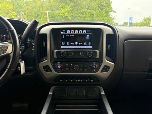 Used 2018 GMC Sierra 1500 SLT AWD/4WD image 17