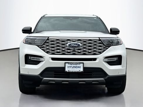 Used 2023 Ford Explorer Platinum w/ Technology Package AWD/4WD image 16