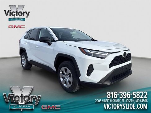 Used 2025 Toyota RAV4 LE image 1