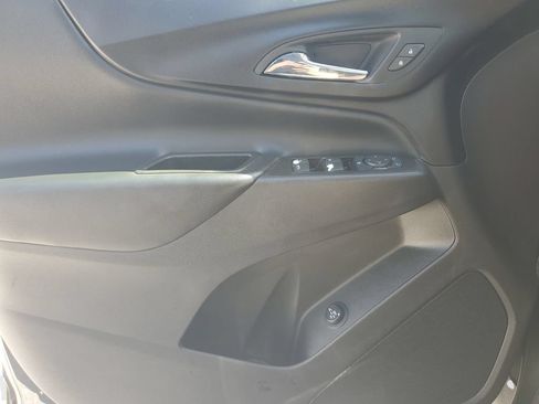 Used 2023 Chevrolet Equinox LT w/ Driver Convenience Package AWD/4WD image 23