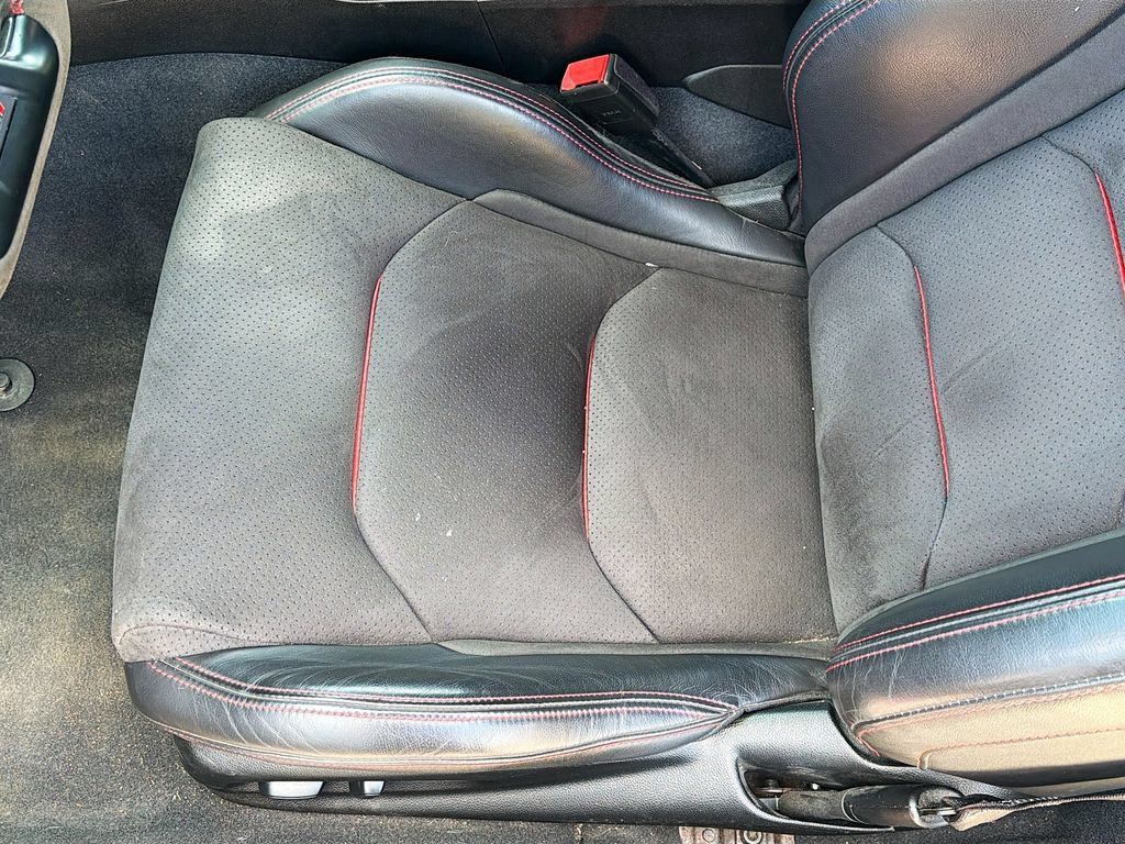 Used 2022 Chevrolet Camaro ZL1 RWD image 19