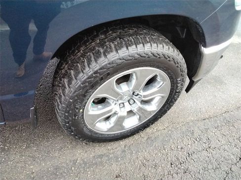 Used 2023 RAM 1500 Big Horn image 17