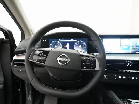 Certified 2025 Nissan Murano SL w/ Cargo Package image 4