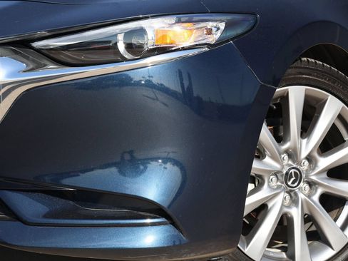 Used 2025 MAZDA MAZDA3 s FWD image 12