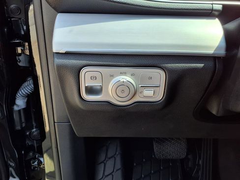 Used 2024 Mercedes-Benz GLE 350 4MATIC image 16