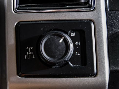 Used 2021 Ford F250 King Ranch w/ King Ranch Ultimate Package AWD/4WD image 26