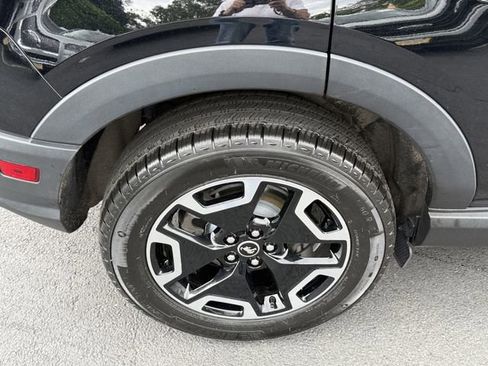 Certified 2023 Ford Bronco Sport Outer Banks w/ Tech Package AWD/4WD image 12