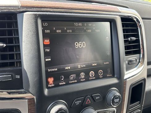 Used 2016 RAM 1500 Laramie w/ Convenience Group AWD/4WD image 13
