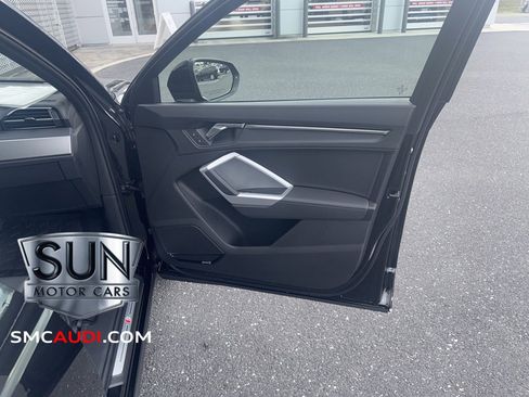 New 2025 Audi Q3 2.0T Premium image 16