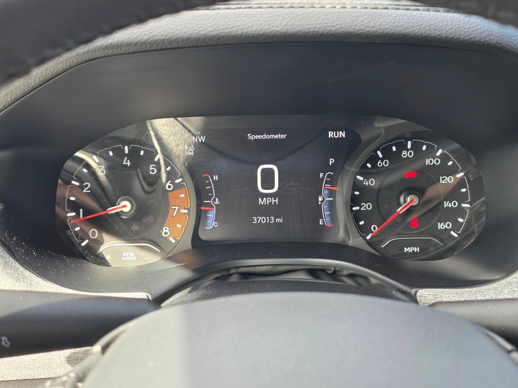 Used 2024 Jeep Compass Latitude AWD/4WD image 15