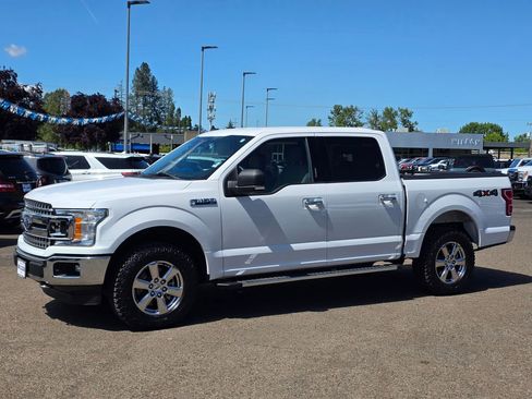 Used 2019 Ford F150 XLT w/ Equipment Group 302A Luxury AWD/4WD image 24