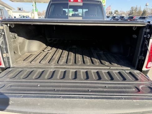 Used 2017 RAM 3500 Laramie image 9