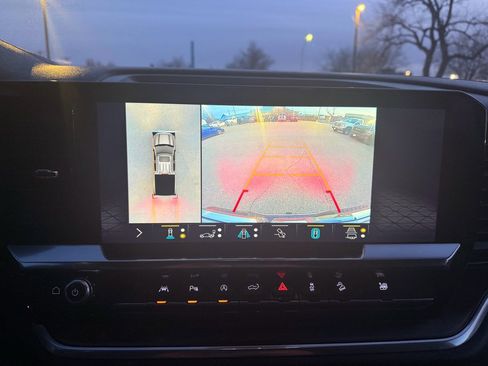 Used 2022 GMC Sierra 1500 SLT w/ SLT Premium Plus Package image 15