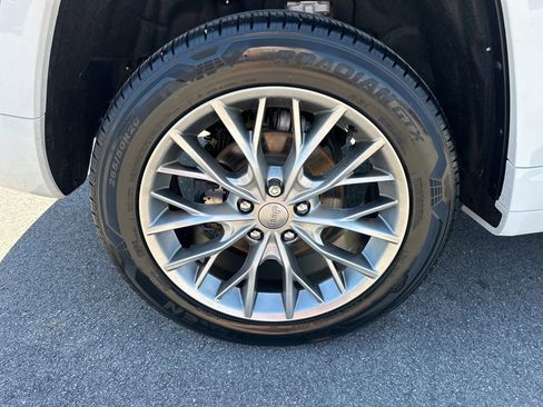 Used 2022 Jeep Grand Cherokee Summit RWD image 13