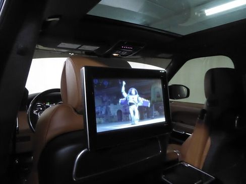 Used 2016 Land Rover Range Rover Long Wheelbase Autobiography AWD/4WD image 21
