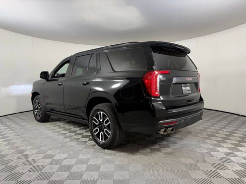 Used 2023 GMC Yukon AT4 w/ AT4 Premium Package AWD/4WD image 11