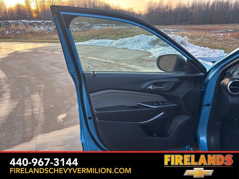 New 2025 Chevrolet Trax ACTIV w/ Driver Confidence Package image 9