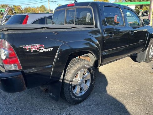 Used 2012 Toyota Tacoma 4x4 Double Cab image 4