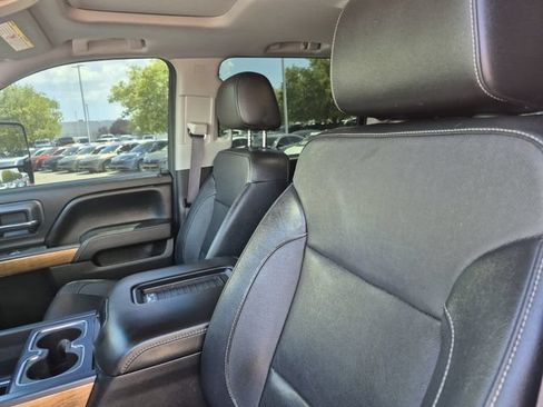 Used 2016 Chevrolet Silverado 2500 LTZ AWD/4WD image 17