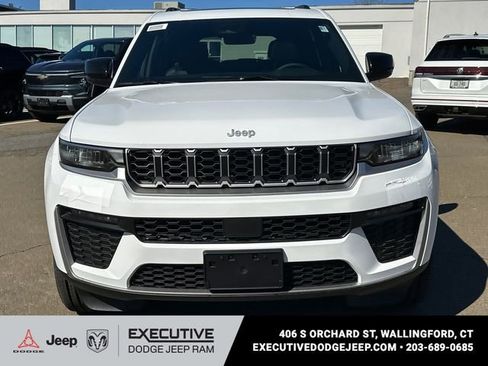New 2026 Jeep Grand Cherokee L Limited image 6