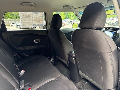 Used 2016 Kia Soul FWD image 38