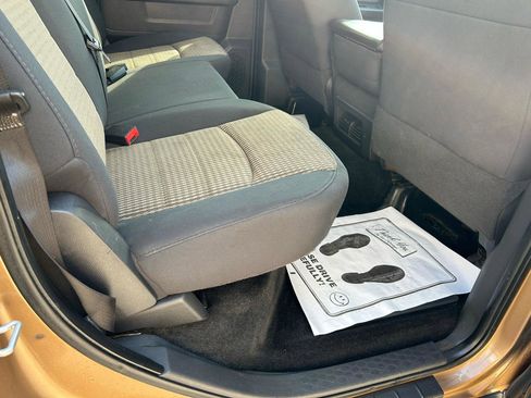 Used 2011 RAM 1500 ST w/ SXT Appearance Group image 11