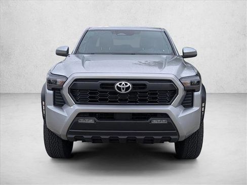 Used 2025 Toyota Tacoma TRD Off-Road AWD/4WD image 3