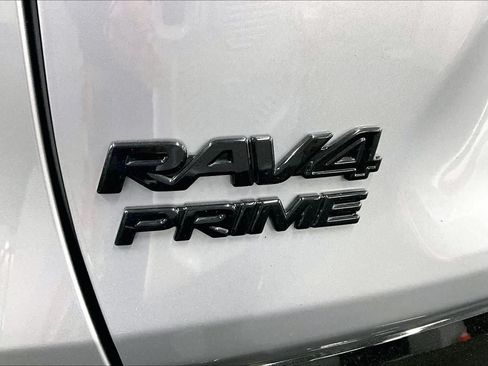 Used 2024 Toyota RAV4 XSE w/ Weather Package AWD/4WD image 9