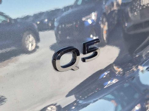 Certified 2025 Audi Q5 Premium w/ Convenience Package image 10