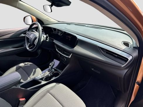 Used 2024 Buick Encore GX Preferred w/ Comfort Package AWD/4WD image 28