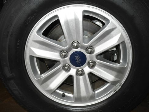 Used 2019 Ford F150 XLT image 68