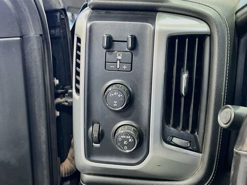 Used 2019 GMC Sierra 3500 SLT w/ Duramax Plus Package AWD/4WD image 10