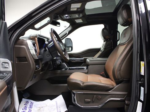 Used 2025 Ford F250 King Ranch w/ Chrome Package image 12