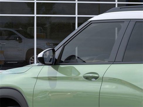 New 2025 Chevrolet TrailBlazer ACTIV w/ Convenience Package image 13