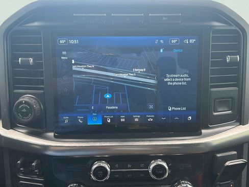 Used 2022 Ford F150 Lariat RWD image 10