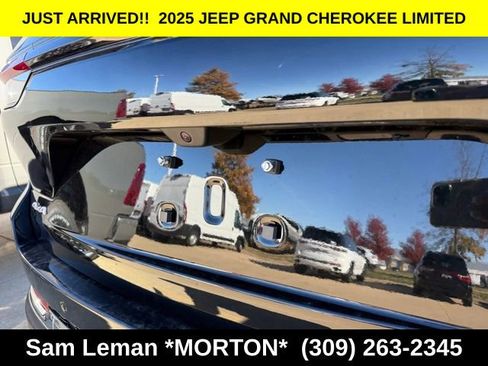 New 2025 Jeep Grand Cherokee Limited image 8