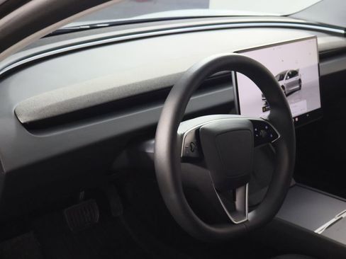 Used 2024 Tesla Model 3 Long Range AWD/4WD image 17