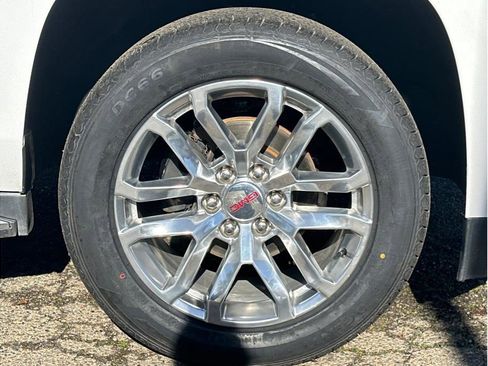 Used 2020 GMC Yukon XL SLE w/ HD Trailering Package image 10